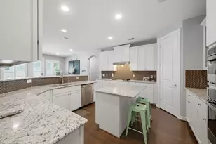 2435 Pamplona Ln, League City, TX 77573 - Photo 4