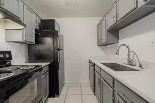 3770 Lovers Wood Ln, Houston, TX 77014 - Photo 6