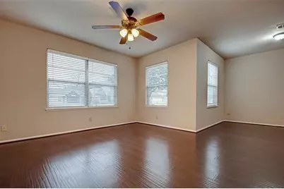 8518 Forum Drive, Houston, TX 77055 - Photo 6