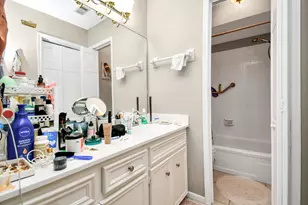 13958 Hollowgreen Dr, Houston, TX 77082 - Photo 24