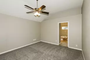 19523 Lake Hollow Ln, Houston, TX 77084 - Photo 10