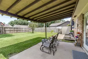 16131 White Star Dr, Houston, TX 77062 - Photo 22