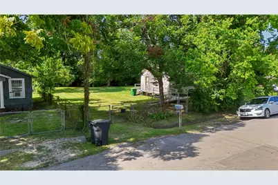 7982 Joy Street, Houston, TX 77028 - Photo 8