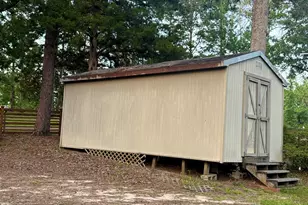 129 Cherry Ln, Burkeville, TX 75932 - Photo 8