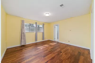 11415 Brook Meadows Lane, Stafford, TX 77477 - Photo 12