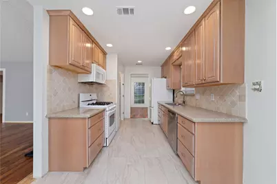11415 Brook Meadows Lane, Stafford, TX 77477 - Photo 8