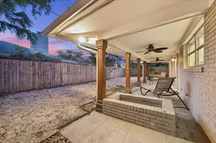 1205 Marine Dr, Galveston, TX 77550 - Photo 22