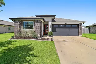 407 Turtle Oak Ln, Baytown, TX 77523 - Photo 2