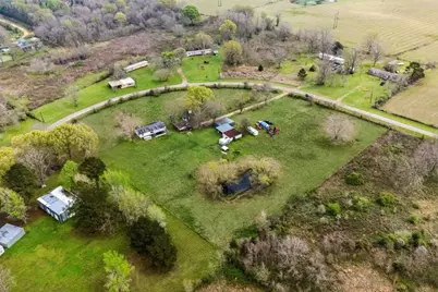 300 Hay Meadow Lane, Shepherd, TX 77371 - Photo 12
