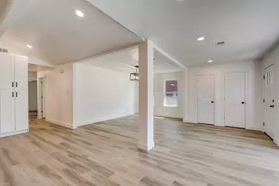 315 Cypress Street, Alvin, TX 77511 - Photo 8