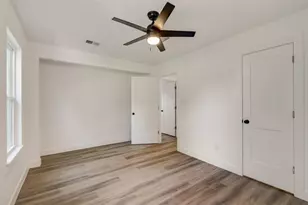 315 Cypress St, Alvin, TX 77511 - Photo 20