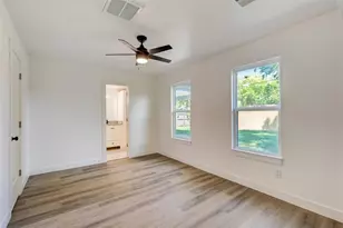315 Cypress St, Alvin, TX 77511 - Photo 24