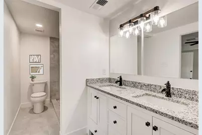 315 Cypress Street, Alvin, TX 77511 - Photo 26