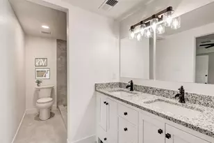 315 Cypress St, Alvin, TX 77511 - Photo 26