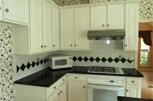 4542 Springfield Lakes St, Sugar Land, TX 77479 - Photo 8