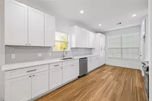 4301 Windswept Dr, Montgomery, TX 77356 - Photo 6