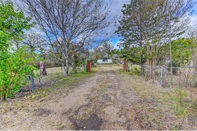 76 Oak Bend Drive, Huntsville, TX 77320 - Photo 4