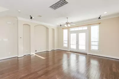 10658 Clearview Villa Place, Houston, TX 77025 - Photo 6