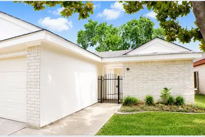 11118 High Star Drive, Houston, TX 77072 - Photo 2