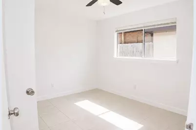 11118 High Star Drive, Houston, TX 77072 - Photo 20