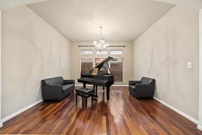 911 Vaulted Oak Street, Houston, TX 77008 - Photo 14