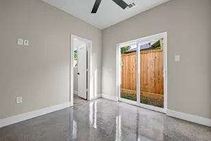 4217 Sherman St, Houston, TX 77003 - Photo 8