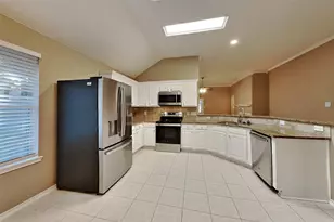 16442 Redbud Berry Ln, Cypress, TX 77433 - Photo 4