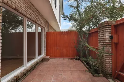 7929 Woodway Drive #4, Houston, TX 77063 - Photo 28