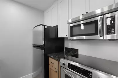 7929 Woodway Drive #4, Houston, TX 77063 - Photo 8