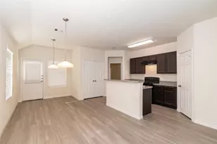 12715 Rio Brazos St, Rosharon, TX 77583 - Photo 4