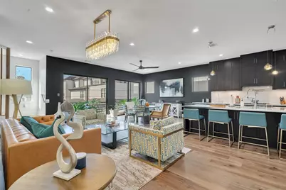 1614 Johanna Drive #D, Houston, TX 77055 - Photo 2