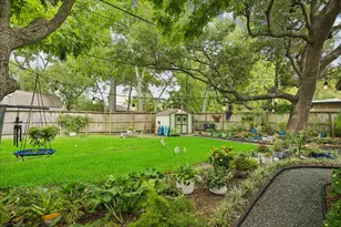 9103 Timberside Dr, Houston, TX 77025 - Photo 28