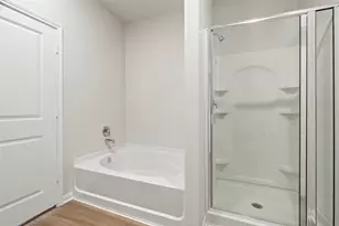 8947 New Jade Dr, Rosharon, TX 77583 - Photo 6