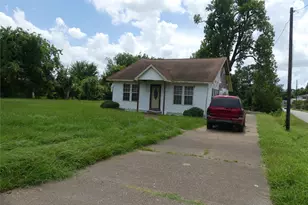 7713 Airline Dr, Houston, TX 77037 - Photo 4