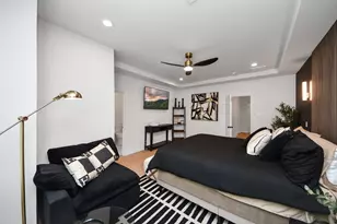 5955 Southseas St, Houston, TX 77033 - Photo 20