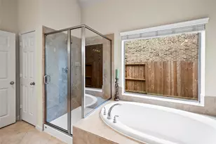 13406 Redwood Shores Dr, Houston, TX 77044 - Photo 32