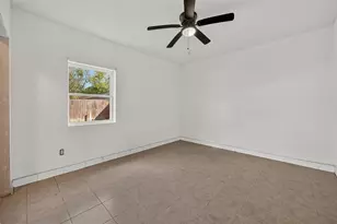 5039 Shadowridge Dr, Houston, TX 77053 - Photo 16