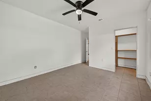 5039 Shadowridge Dr, Houston, TX 77053 - Photo 18