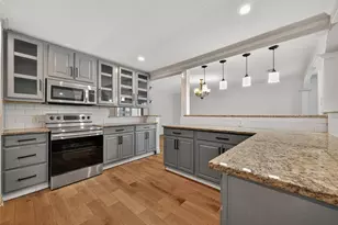 5039 Shadowridge Dr, Houston, TX 77053 - Photo 6