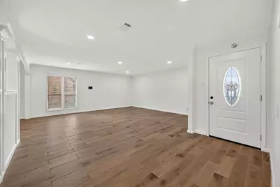 5039 Shadowridge Drive, Houston, TX 77053 - Photo 4