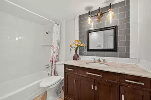 5039 Shadowridge Dr, Houston, TX 77053 - Photo 10