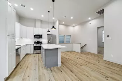 5233 Hillman Street #C, Houston, TX 77023 - Photo 8