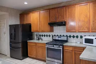 14503 Heagans Ct, Sugar Land, TX 77498 - Photo 10