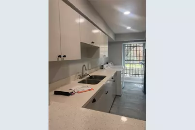 7930 Grove Ridge Drive, Houston, TX 77061 - Photo 4