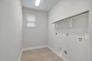 8033 SERENITY Dr, Pearland, TX 77584 - Photo 40
