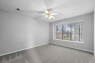 7807 Glenn Cliff Dr, Houston, TX 77064 - Photo 14