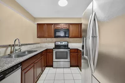 6855 Greenway Chase Street #6855, Houston, TX 77072 - Photo 18