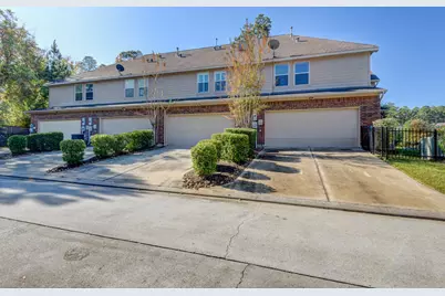 10 Bettina Lane, The Woodlands, TX 77382 - Photo 4