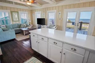 2475 Audubon Ave, Gilchrist, TX 77617 - Photo 10