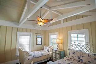 2475 Audubon Ave, Gilchrist, TX 77617 - Photo 20
